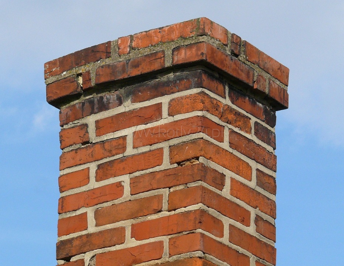 Chimney liners – is this something we should be aware of? Absolutely! Today's article is dedicated to this essential component of heating systems, fireplaces, and stoves. Learn what a chimney liner is, why it's important, and how it operates. Get ready fo